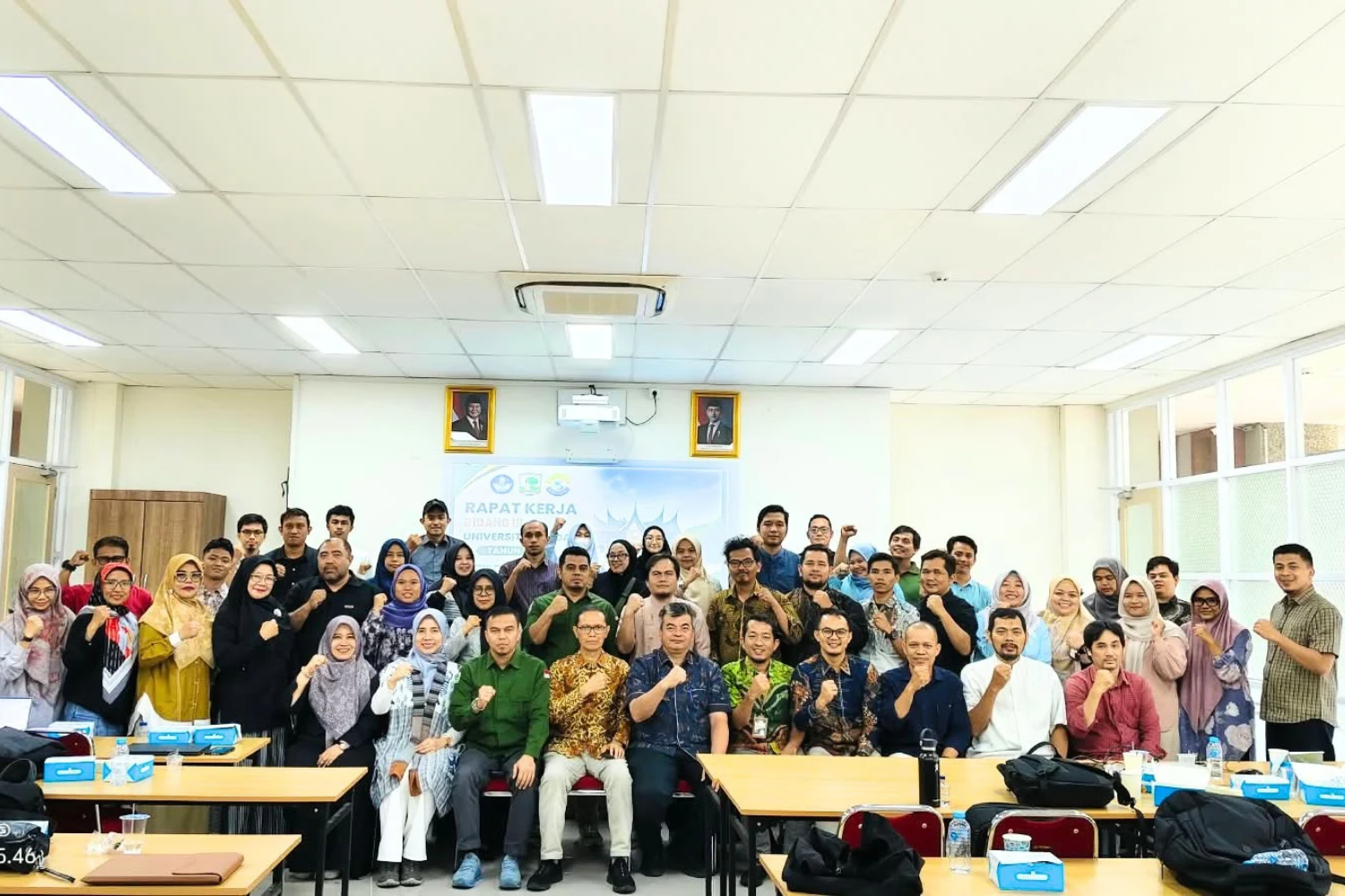 Evaluasi Kinerja dan Target Tahun 2027, DTI UNAND Ikuti Rapat Kerja Bidang III